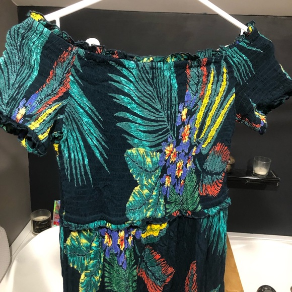 Tropical Patrons Of Peace Dress - Picture 6 of 8